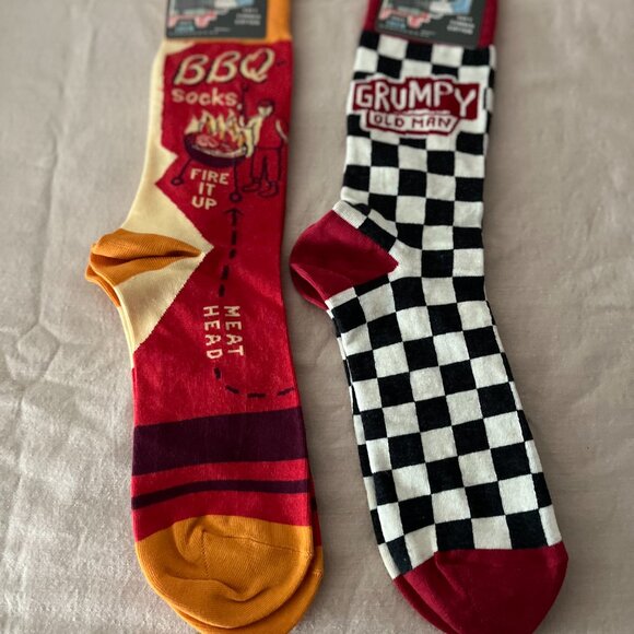 4 pairs of fancy designs socks – New - Picture 2 of 4